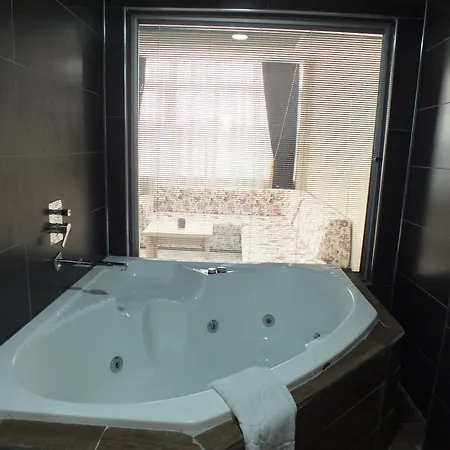 Hotel Cankaya 3*